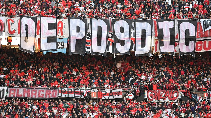 banderas-cargadas-9-12-river-plate-boca-juniors-superliga-01092019_13vn7hwx1im2p1126qknwxzvts