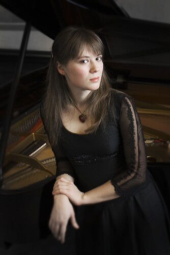 Anna_Fedorova_klavir