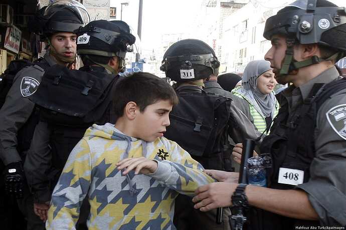 2018-12-6-palestine-child-arrestCHILD-PALESTINE-ARRESTED