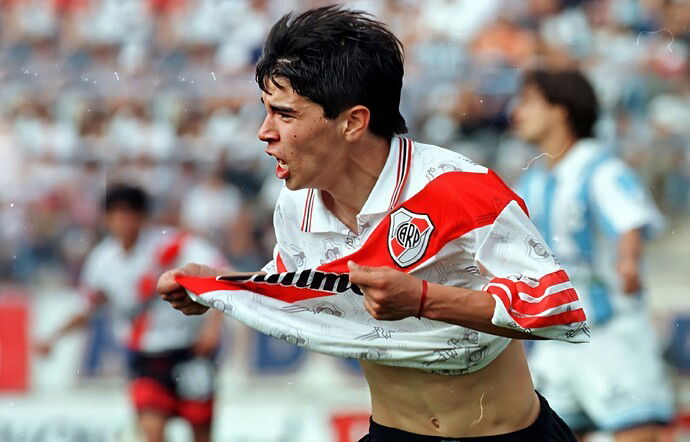 Goles_Retro-Gimnasia_Jujuy-debut-Javier_Saviola-River-Ramon_Diaz-16_anos_OLEVID20161017_0054_1