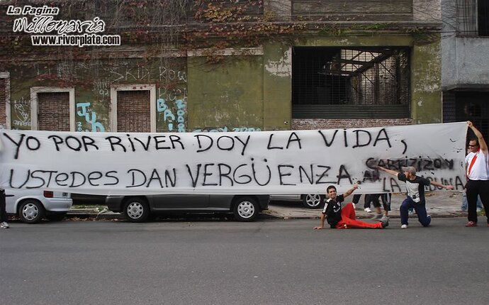 100-hinchada-river-independiente (1)