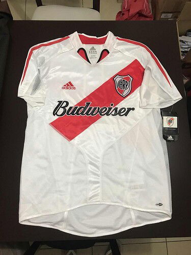 camiseta-river-adidas-2004-doble-tela-D_NQ_NP_965612-MLA27663071700_062018-F