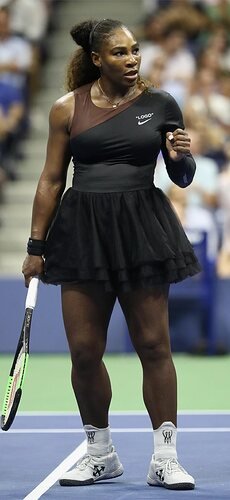 Serena-Williams-wore-a-tutu-during-the-US-Open-fol-iphone-x-wallpaper-ilikewallpaper_com