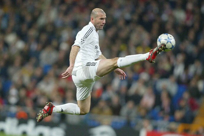 zidane-first-touch
