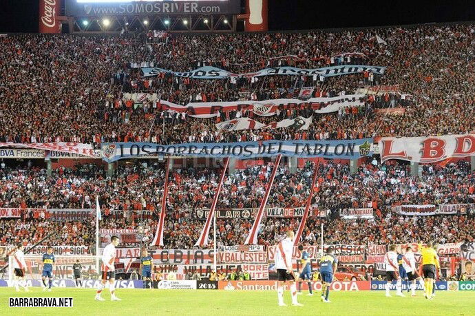 los-borrachos-del-tablon-river-plate-265-093238-barrabrava-net