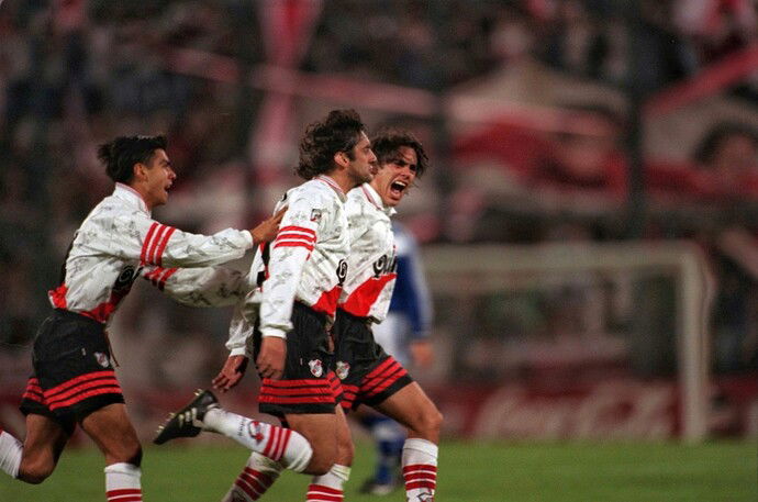 Francescoli - River Campeón Clausura 1997~01