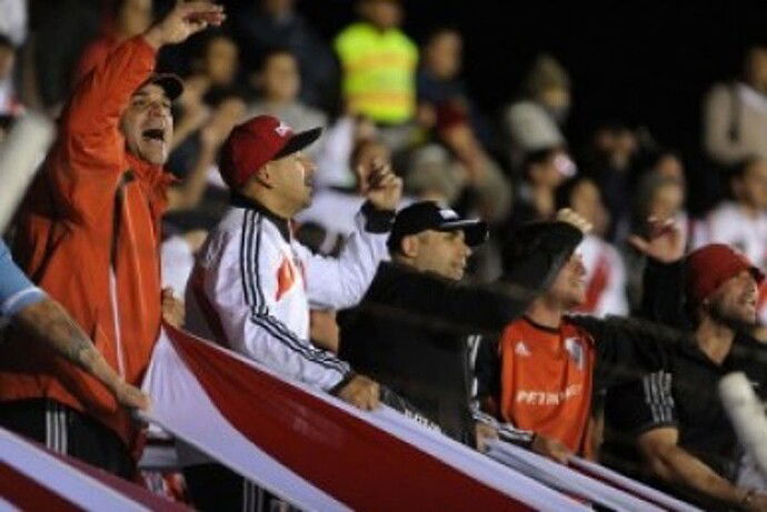 000414418-201403araujo_3708647