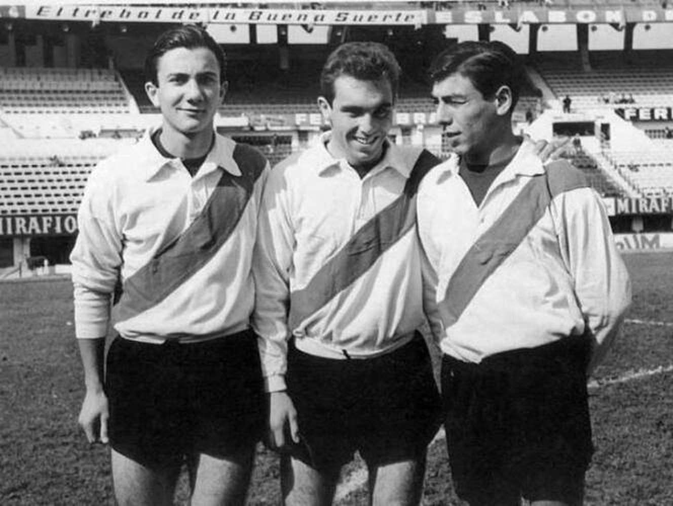 1963-Pedro Ornad, Daniel Onega y Miguel Rivarola en la tercera de River Plate