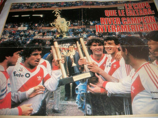 river-campeon-cinteramericana-1987-graficos-poster-D_NQ_NP_688336-MLA28267221220_092018-F