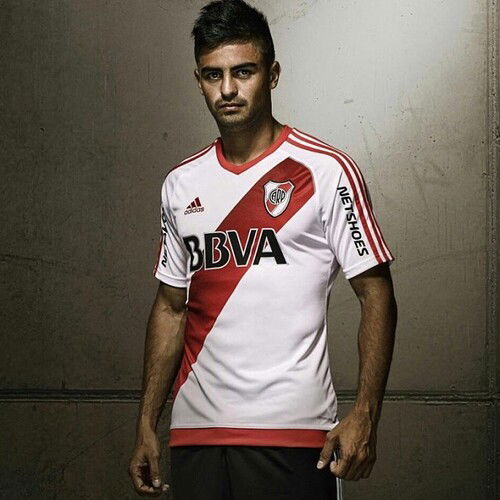 camiseta-titular-river-plate-2016-pity-martinez-660x660