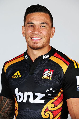 Sonny Bill Williams Chiefs Headshots Session CGCOPJCdFiol