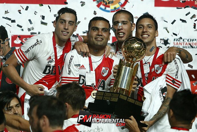 2015-02-11-san-lorenzo-vs-river-plate-00323