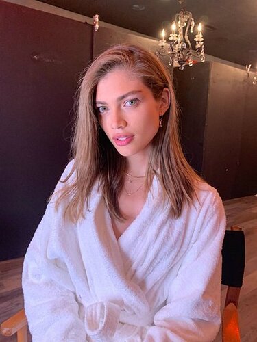 modelo_trans_victorias_secret_valentina_sampaio