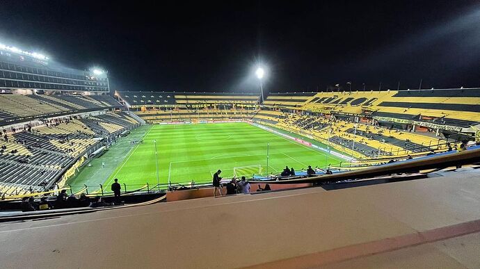 Estadio_Campeón_del_Siglo_setiembre_2021