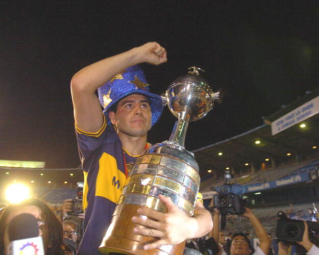 Roman_con_la_copa_libertadores