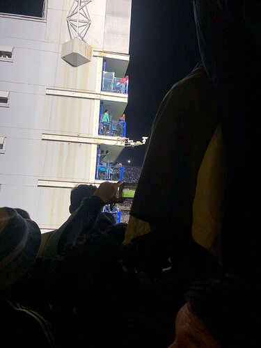 FOyNFJuX0AI080H