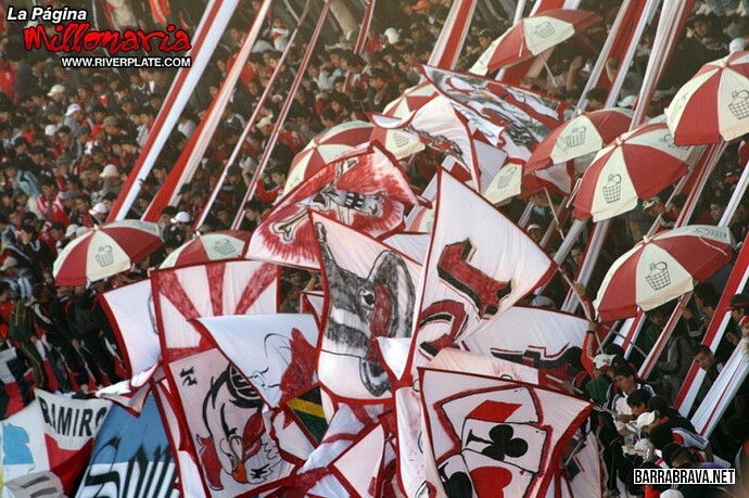 los-borrachos-del-tablon-river-plate-53-113440-barrabrava-net
