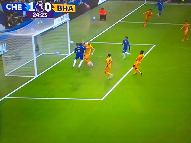 17589833895892759570104244882705