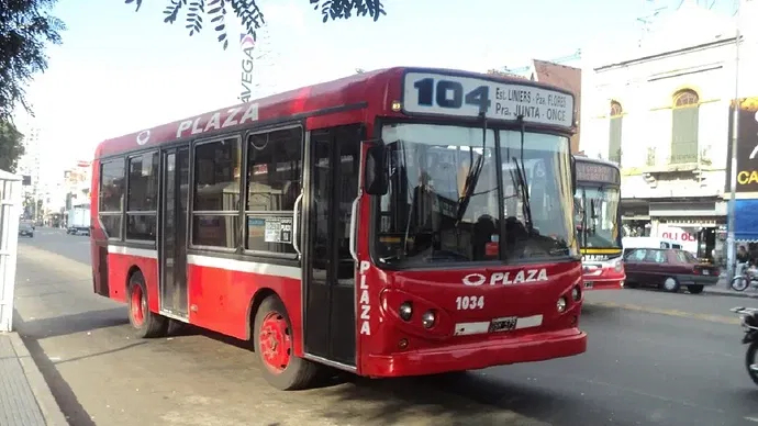 colectivo-linea-104jp