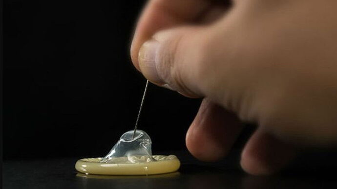 preservativo-pinchado