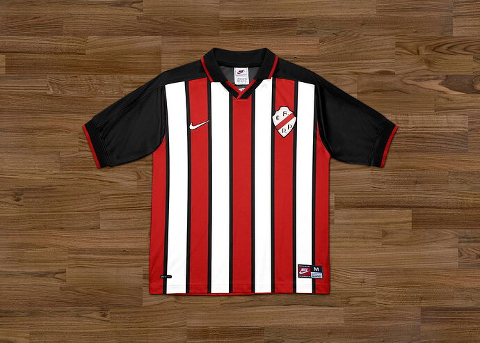 Nike-River-Plate-Retro-Away