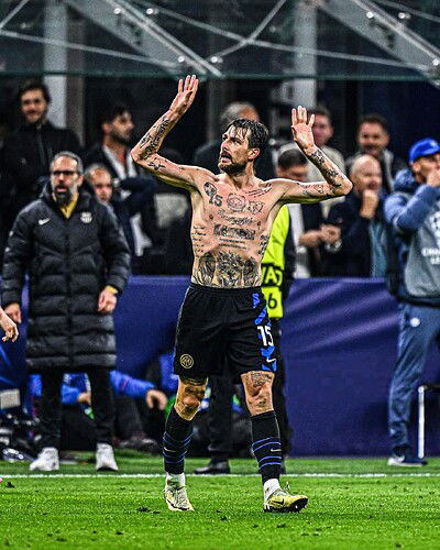 ataquefutbolero_1746573529_3626844096308863163_1672896151