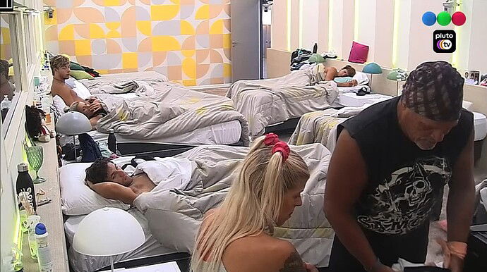 Screenshot 2023-01-23 at 17-27-57 Gran Hermano 24 horas en vivo