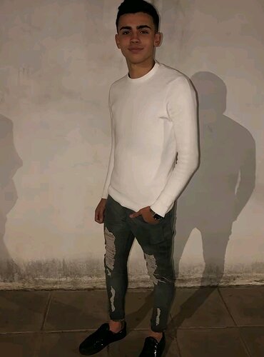 GY07Mt3XUA4C7Jh