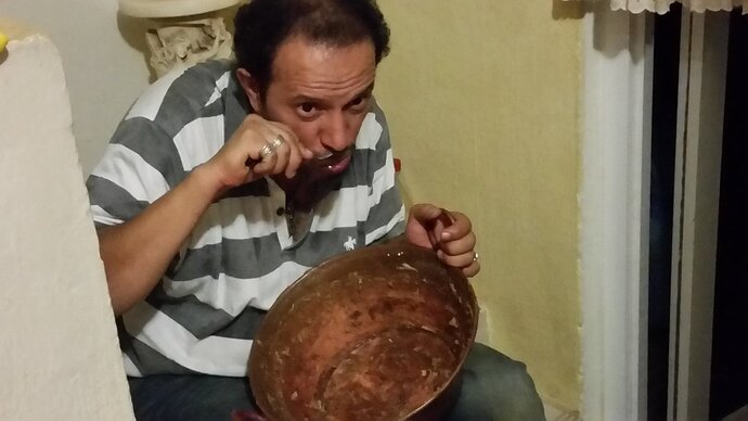 DlA8BUqX0AYaF3I
