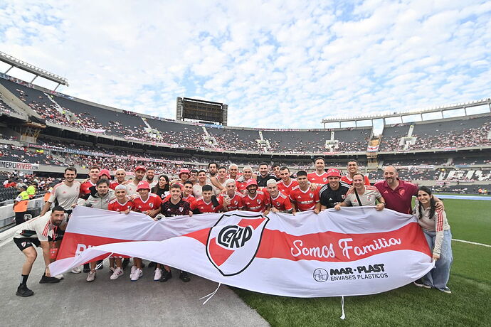 riverplate.club_1730752564_3494128218876289911_3618409285