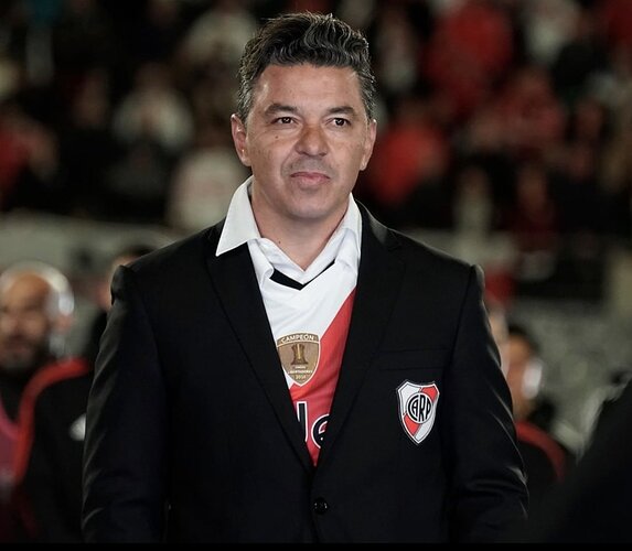 MuñecoRiver2022