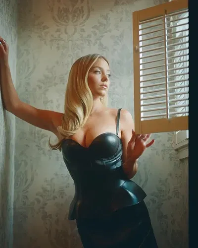 variety-power-of-young-hollywood-august-2023-v0-fwymd3c0r11e1