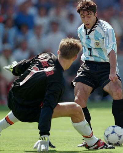 old_football_world_20250125_p_3553584626473210536_19_3553584607439425342