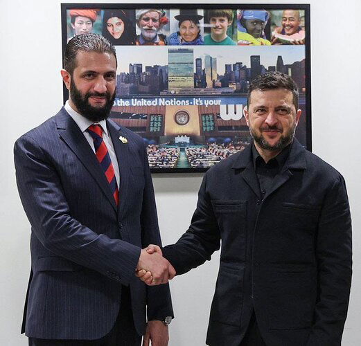 17590972121758838912576834007877