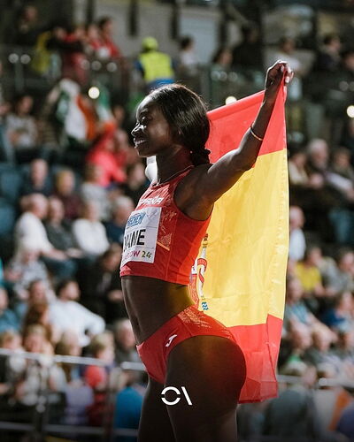 F A T I   @fatimadiame ha logrado hoy el mayor éxito de su carrera deportiva y le ha dado al atletismo español la segunda medalla en este Campeonato del Mundo de Glasgow.   Su alegría es la nuestra.#CORREDOR- #WICGlasgow