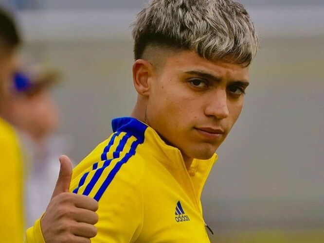 xCJTug9yq_2000x1500__1