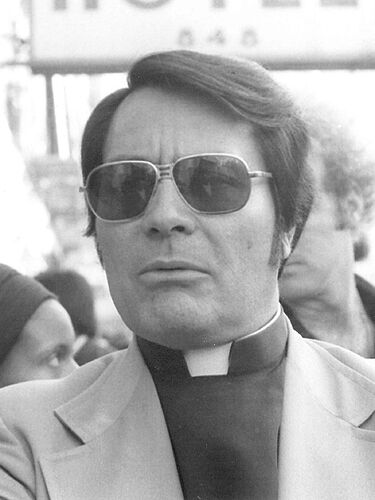 Rev._Jim_Jones,1977(3x4_cropped)
