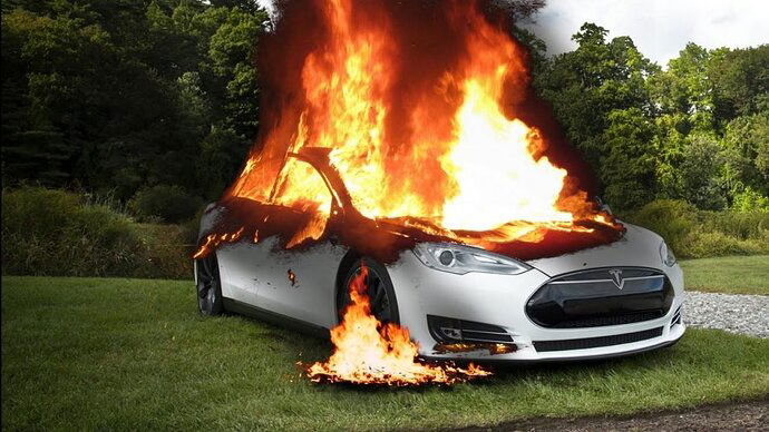 Tesla-Burning-1024x576-3486370416