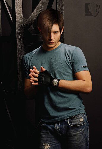 jensen_ackles_leon_s__kennedy_by_fonsotobar_by_fonsotobar_d7ec8p1-414w-2x