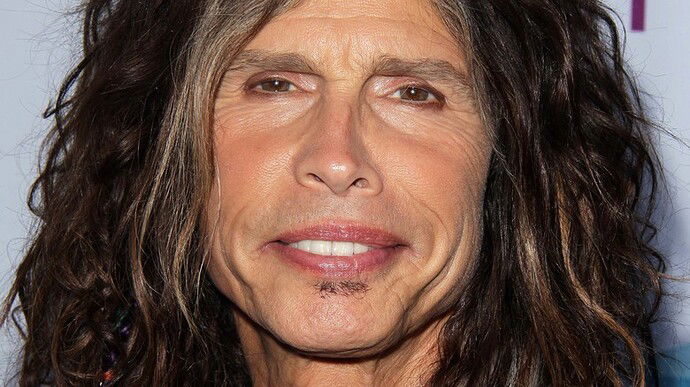 La-hija-menor-de-Steven-Tyler-es-su-gemela