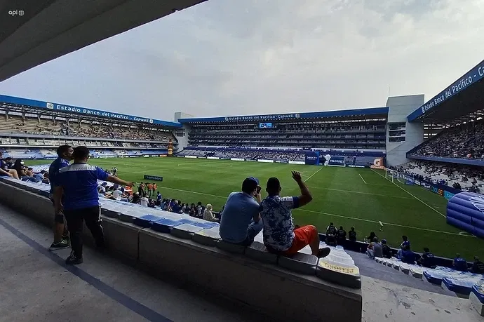 api-emelec-estadio-capwell-clasico.jpg