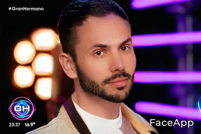 FaceApp_1668211072583