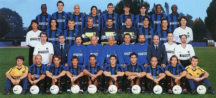 inter-milan-1999-2000-v0-c5uic1ars3sb1