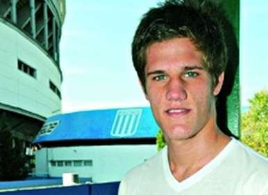 Zucu-llego-chance_OLEIMA20101026_0018_3