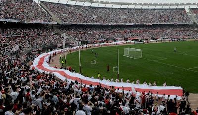 bandera-mas-larga-del-mundo-pertenece-river-p-L-dJgdob