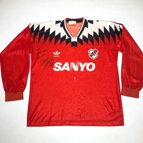 camiseta-de-river-adidas-suplente-1996-sanyo-manga-larga-D_NQ_NP_779786-MLA31452059129_072019-Q