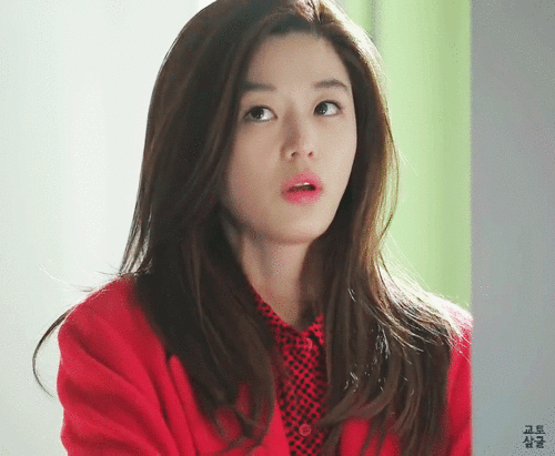 Jun-JiHyun-2013-My-Love-from-the-Star-9