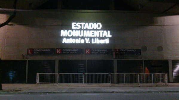 cartel-monumental-3