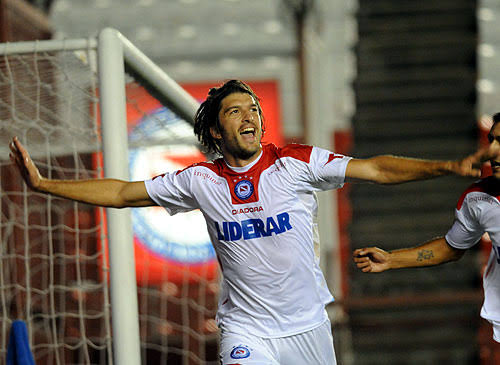 17629655305091413592218286982688