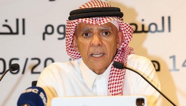 17603162319794314714235776882240